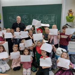Malování s malířem ve školní družině