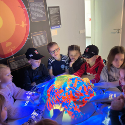 Mezinárodní den kosmonautiky - planetárium Ostrava