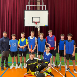 Školní kolo ve florbale žáků 8. a 9. ročníku